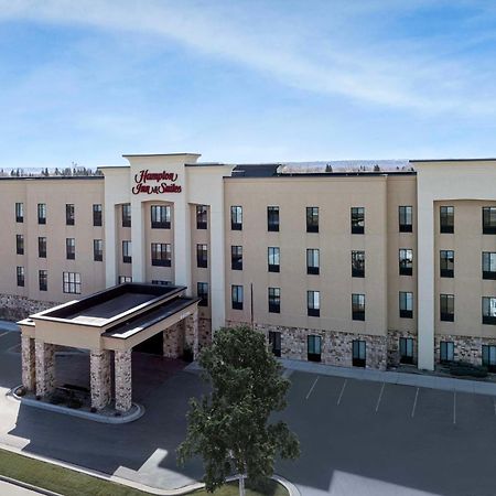 Hampton Inn & Suites Williston Exterior photo